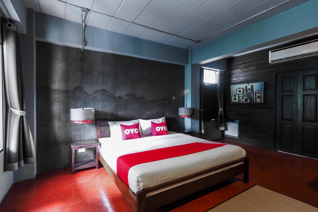 Oyo 988 Good Morning Chiang Mai Tropical Inn Exterior photo
